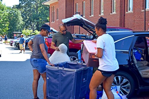 People moving in on Grounds!
